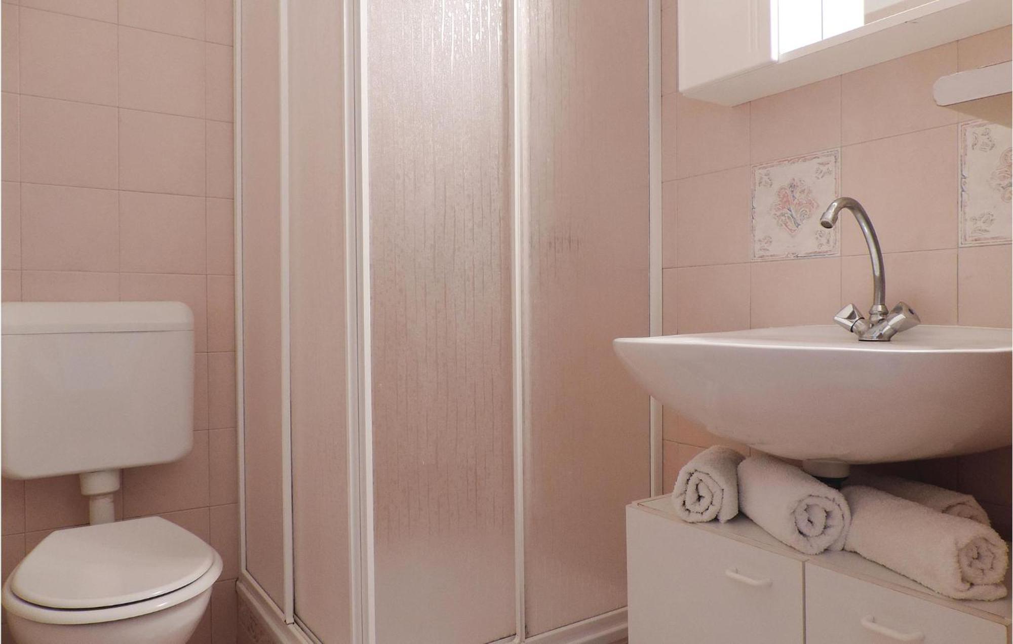 Beautiful Apartment In Rabac With Kitchen Екстер'єр фото