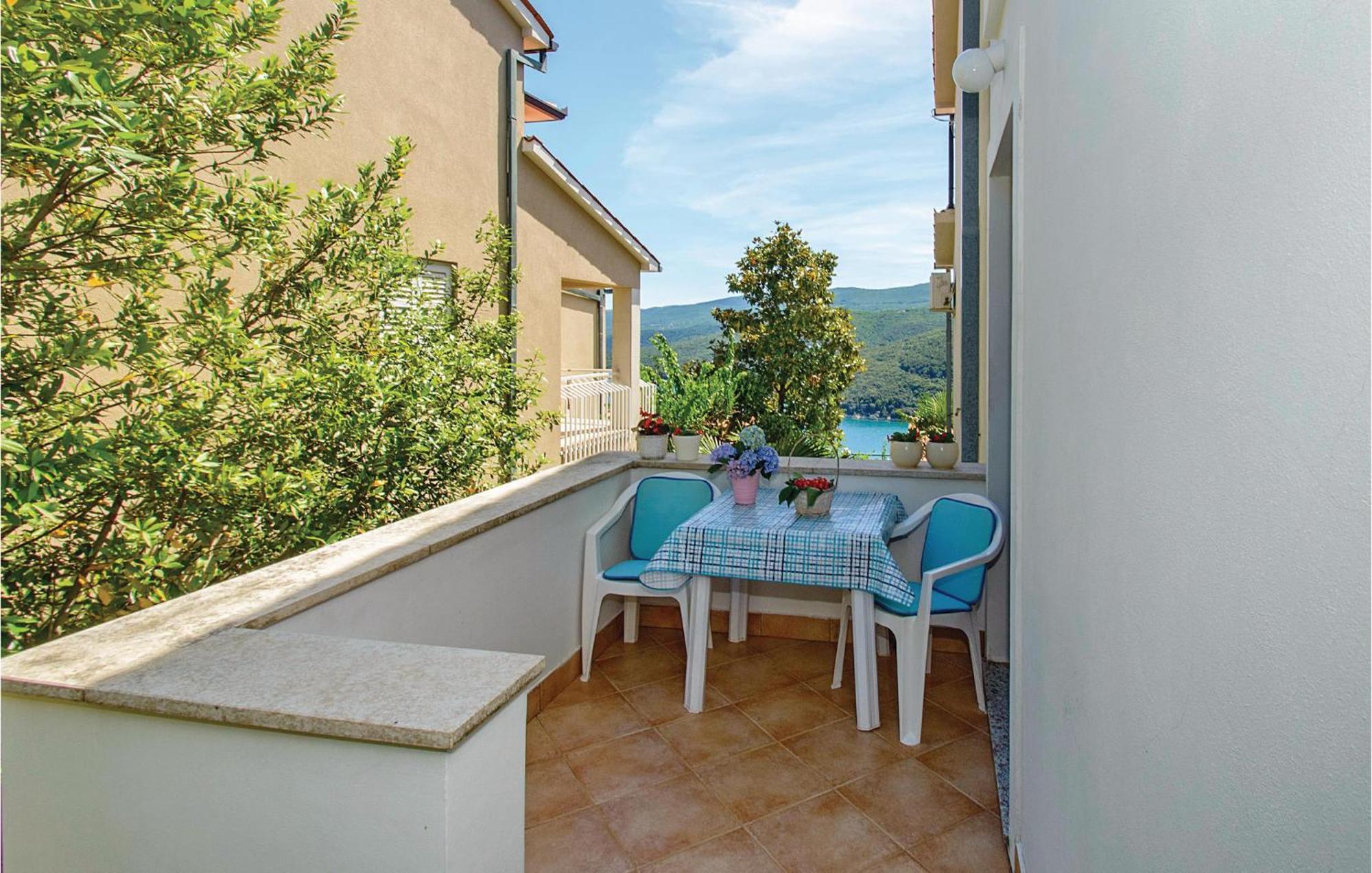Beautiful Apartment In Rabac With Kitchen Екстер'єр фото
